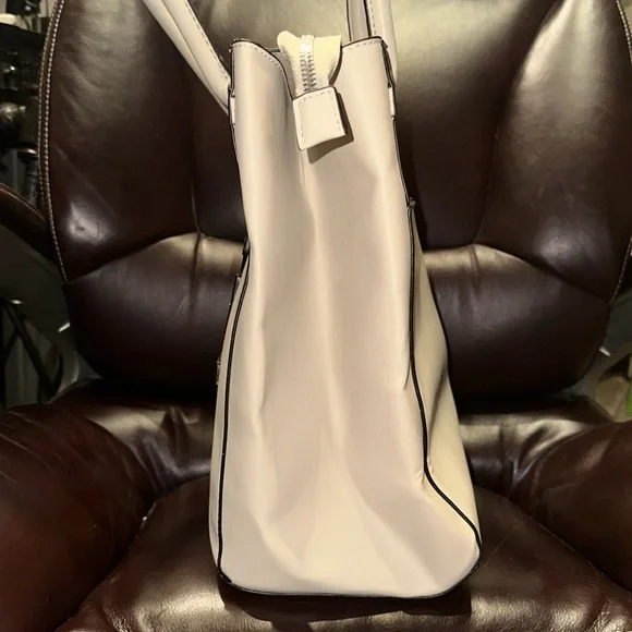 Sam Edelman Bag - Picture 6 of 16